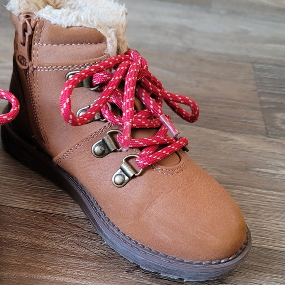 CAT & JACK Boots Size 11 - Picture 6 of 10